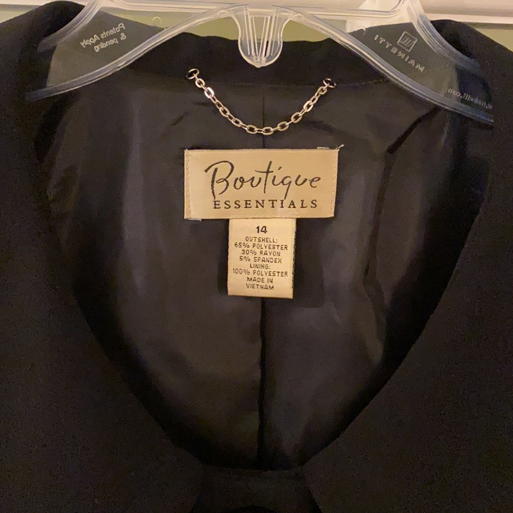 Boutique Essentials Black Blazer - image 2